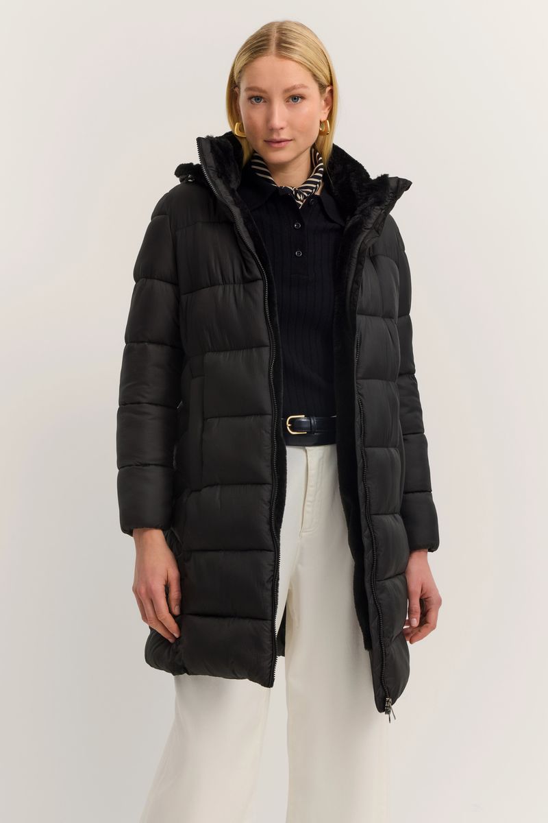 Steppmantel mit Kunstfellbesatz und Kapuze