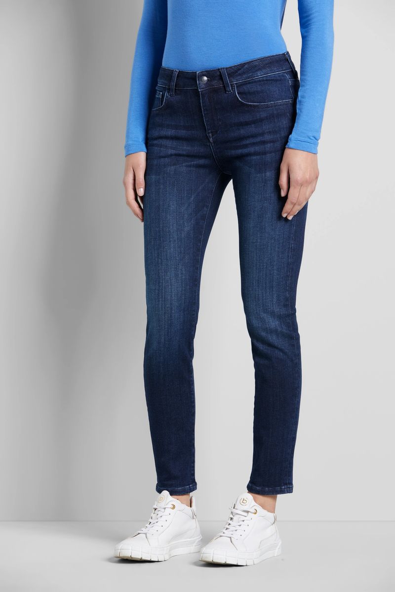 Slim Fit Jeans mit verlängertem Bein