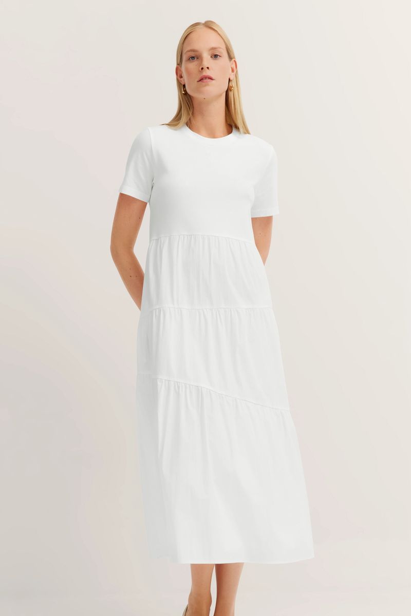 Gestuftes Baumwoll-T-Shirt-Kleid