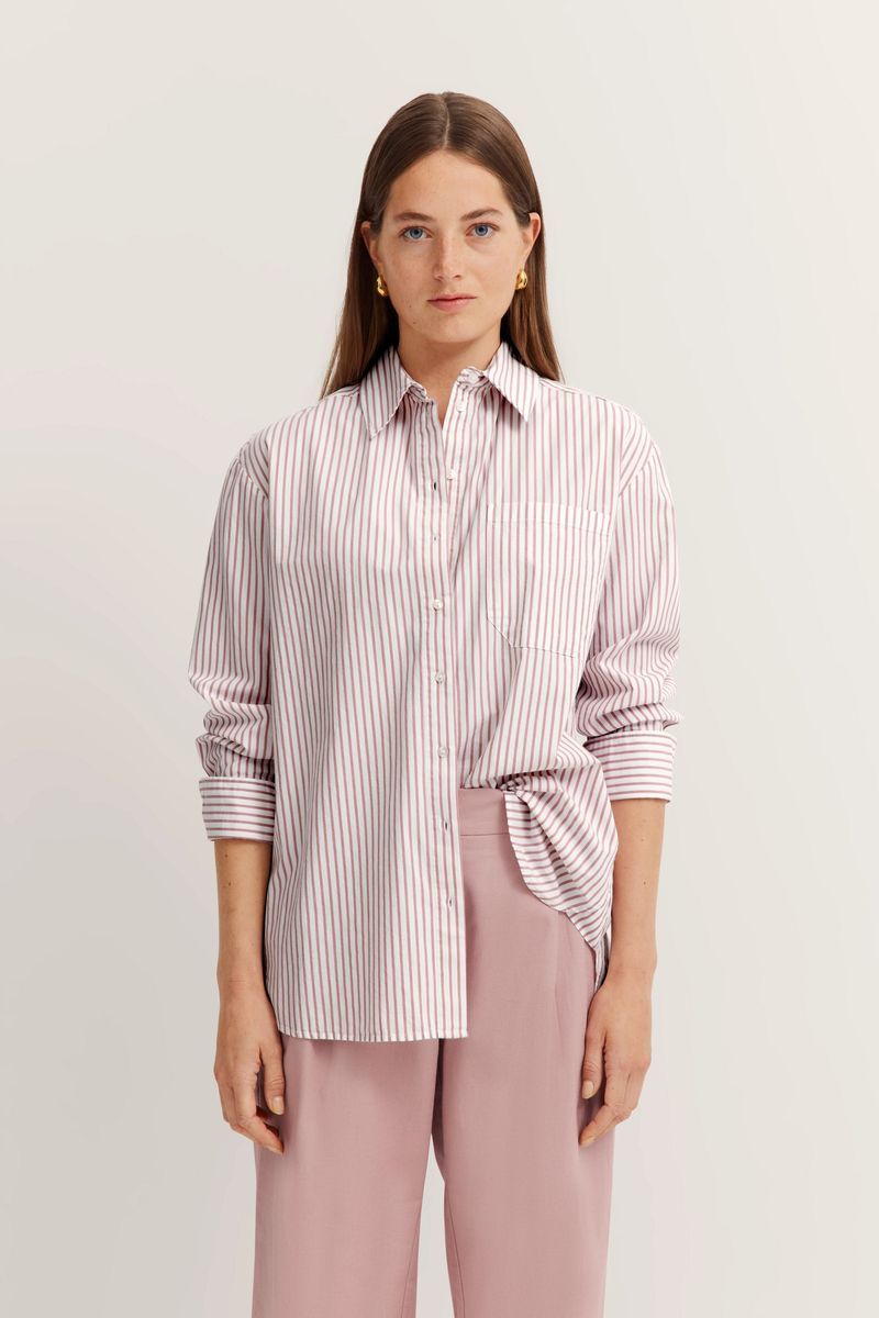 Gestreiftes Baumwollhemd mit Knopfleiste
