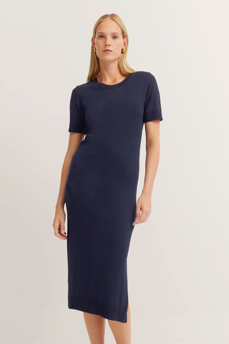 Elegantes marineblaues Strick-Midikleid