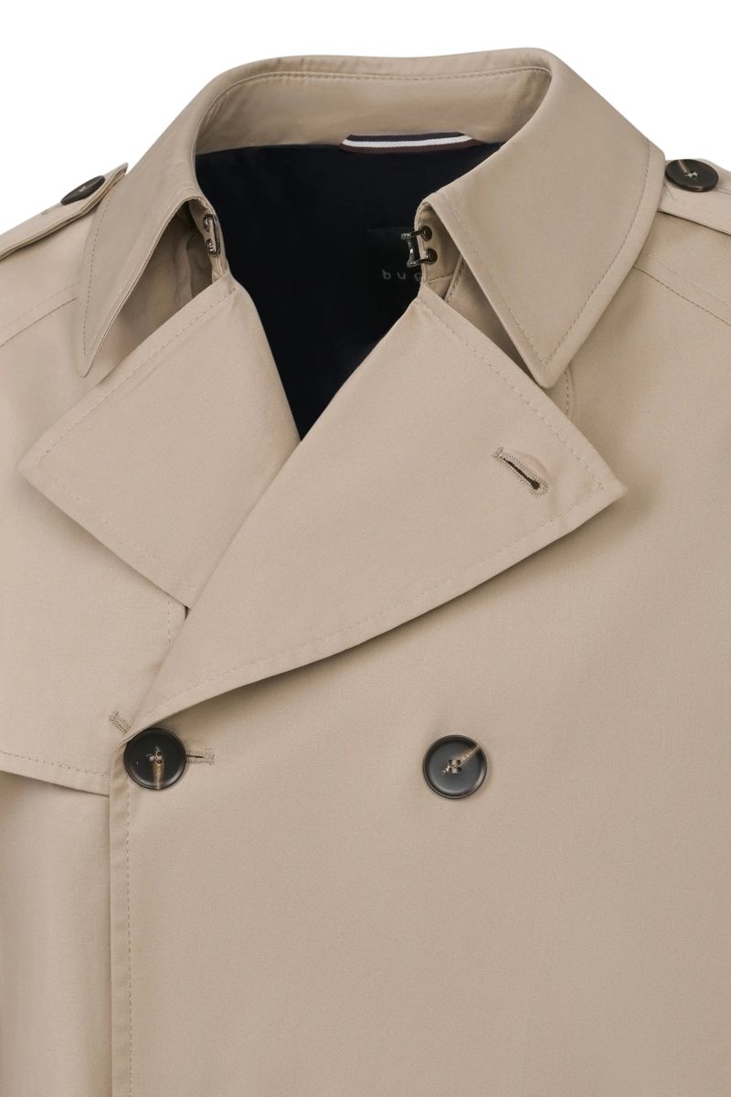 Klassischer zweireihiger Trenchcoat