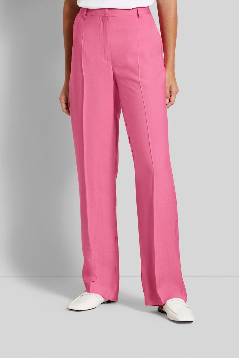 Gerade Stoffhose mit Bügelfalte