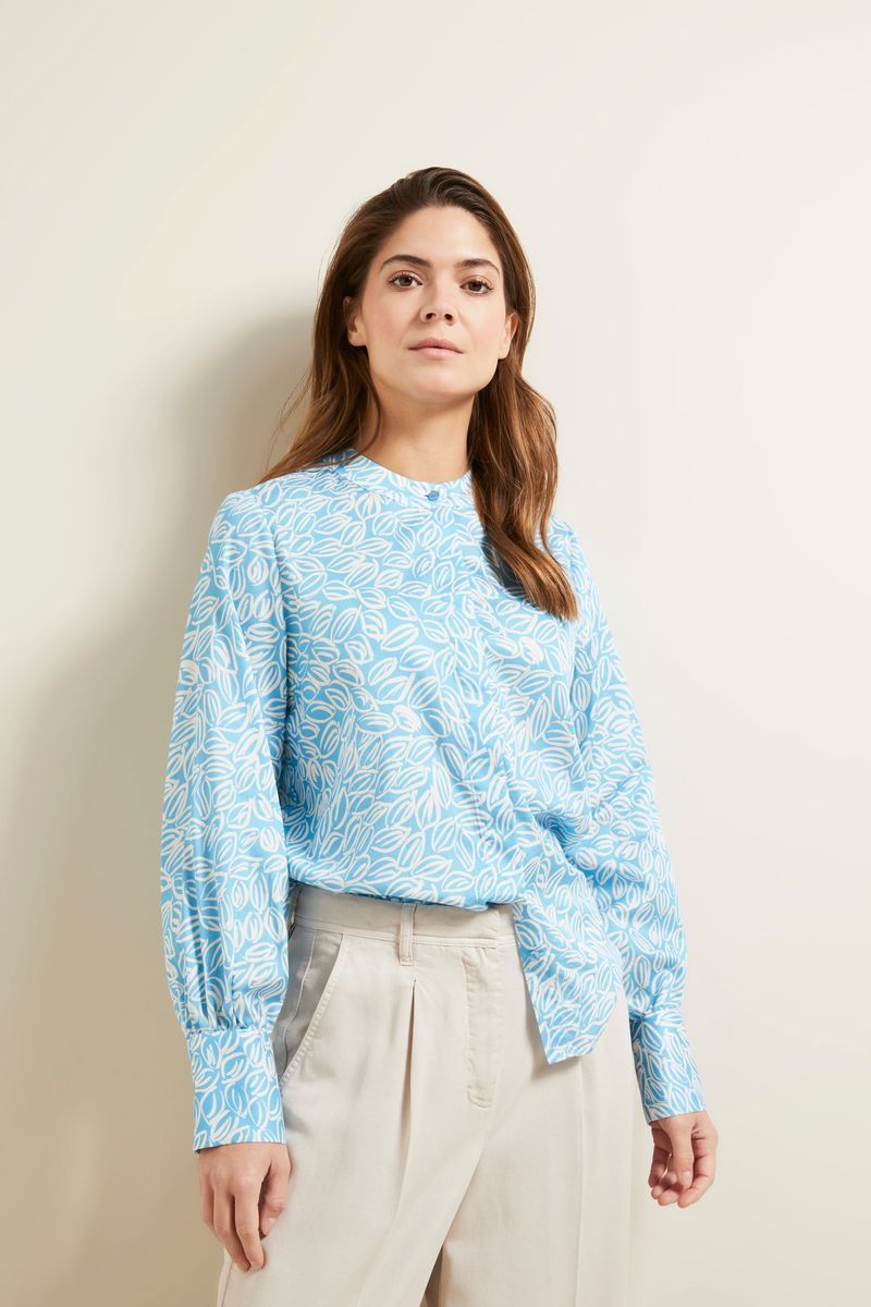 Aqua Bluse mit Blumenmuster und Rundhalsausschnitt