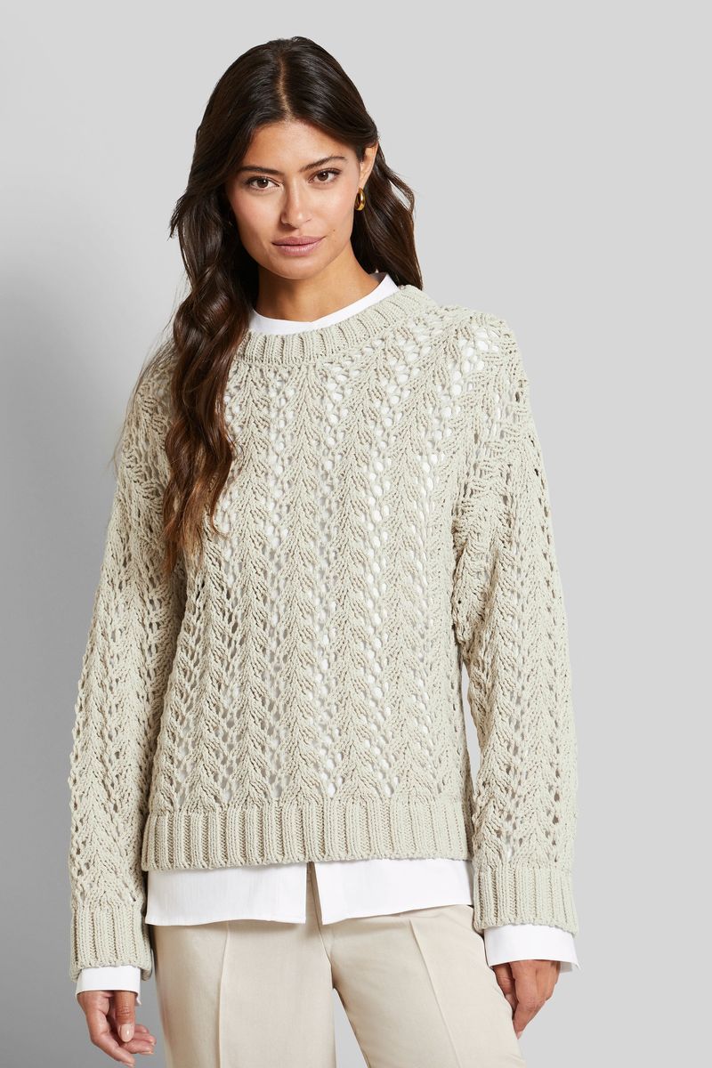 Lockerer Strickpullover mit Lochmuster