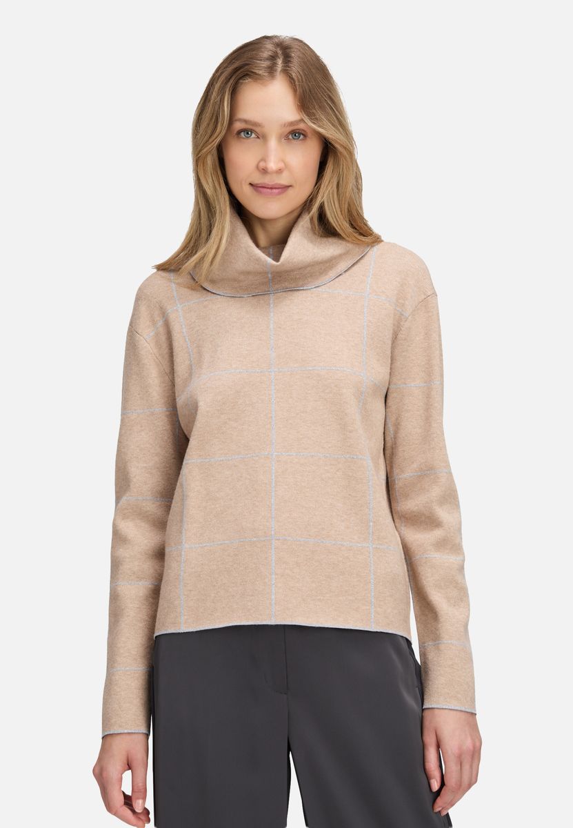 Schimmernder Oversize-Strickpullover mit Stehkragen