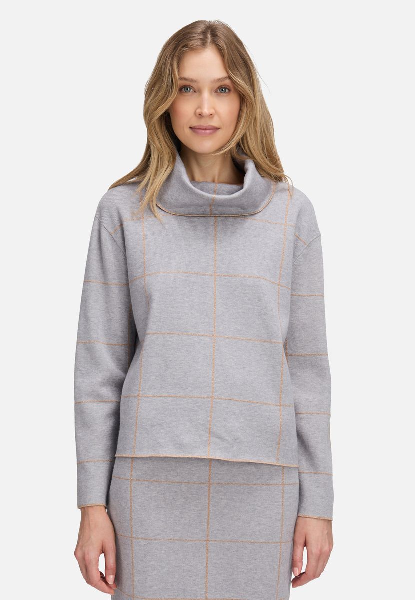 Schimmernder Oversize-Strickpullover mit Stehkragen