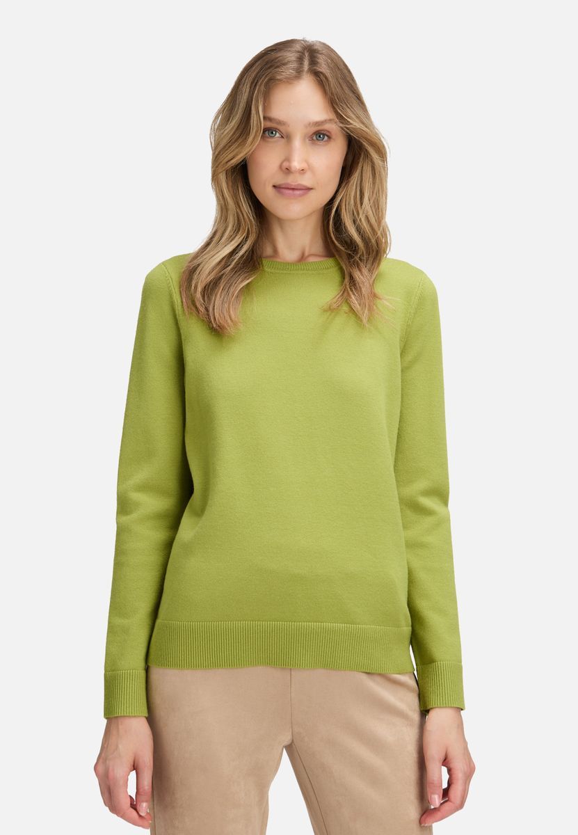 Klassischer Strickpullover mit Rundhalsausschnitt