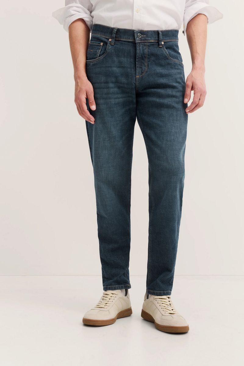 Tapered Fit Stretch Handcrafted Denim Jeans