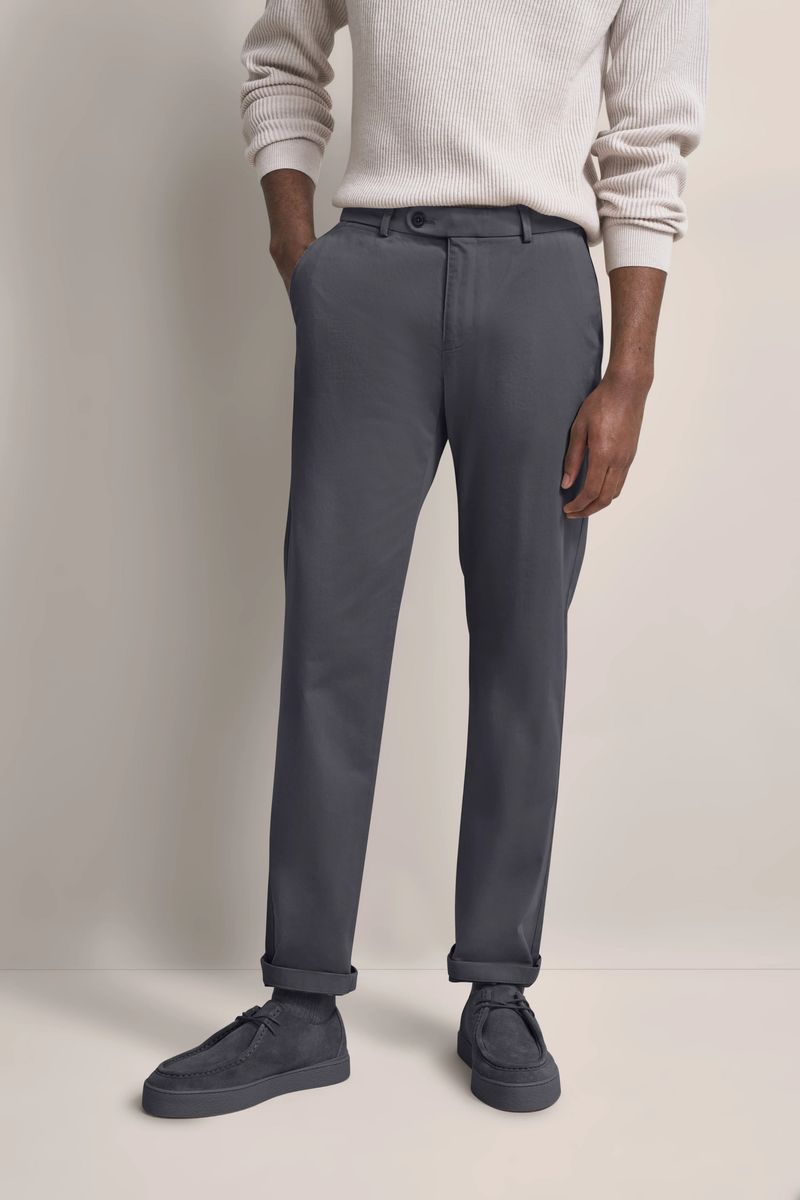 Klassische Flat-Front Chino Hose