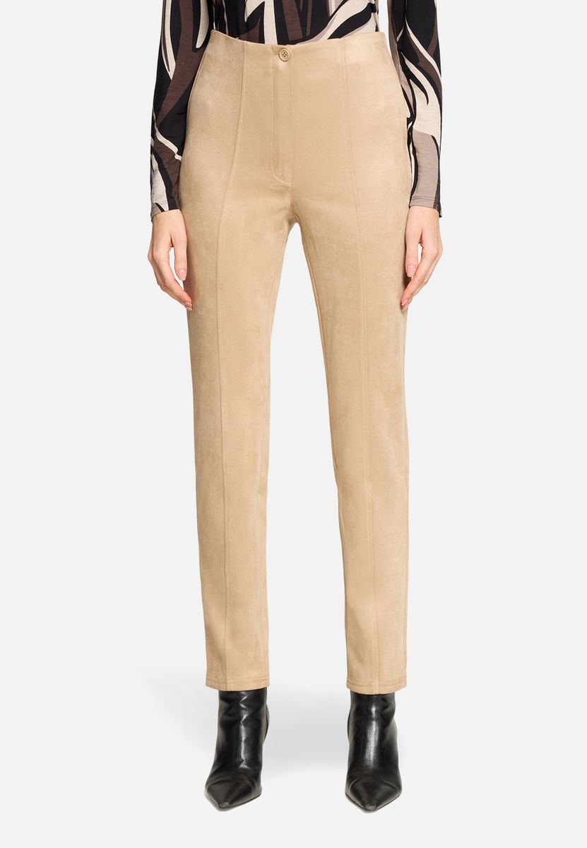 Schlanke, hochtaillierte Hose mit Nahtdetail