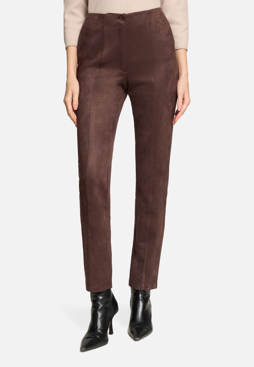 Schlanke, hochtaillierte Hose mit Nahtdetail