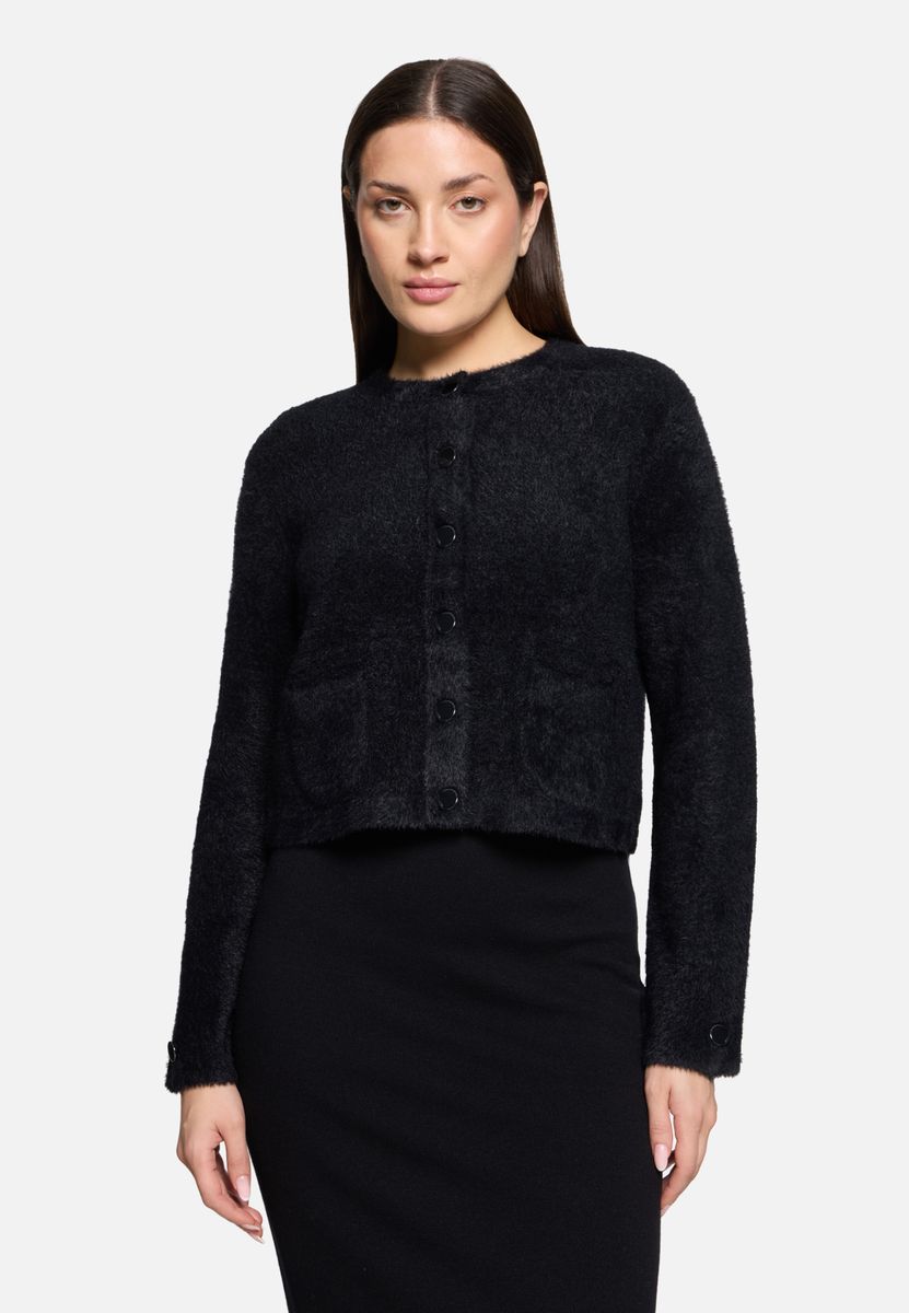 Klassische Strickjacke mit Rundhalsausschnitt