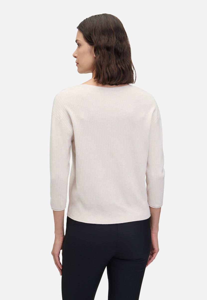 Feinstrickpullover mit V-Ausschnitt
