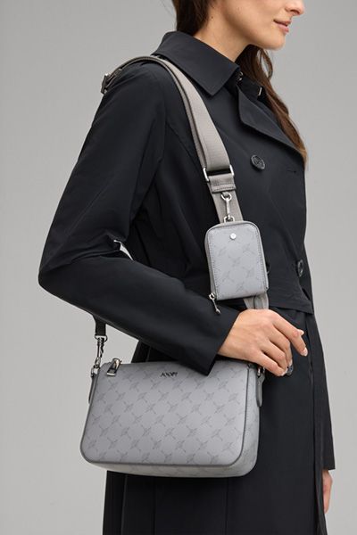 Joop! Cortina Jasmina Schultertasche, hellgraues Monogrammmuster