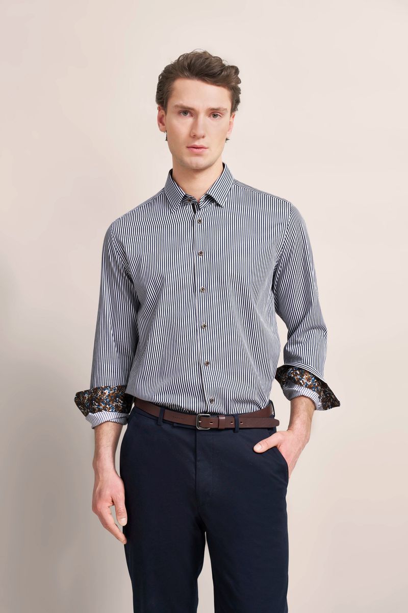 Gestreiftes Satinhemd Modern Fit