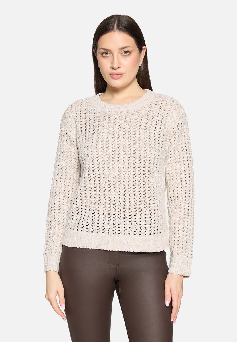 Grobstrick-Pullover mit Lochmuster