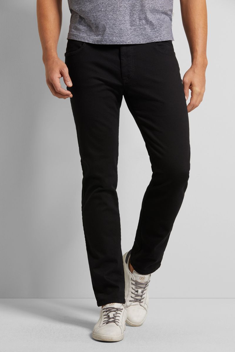 Klassische schwarze Five-Pocket Stretch Jeans