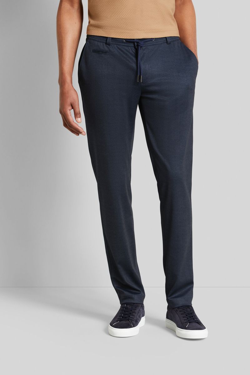 Schmal geschnittene Stretch-Chino mit Kordelzug