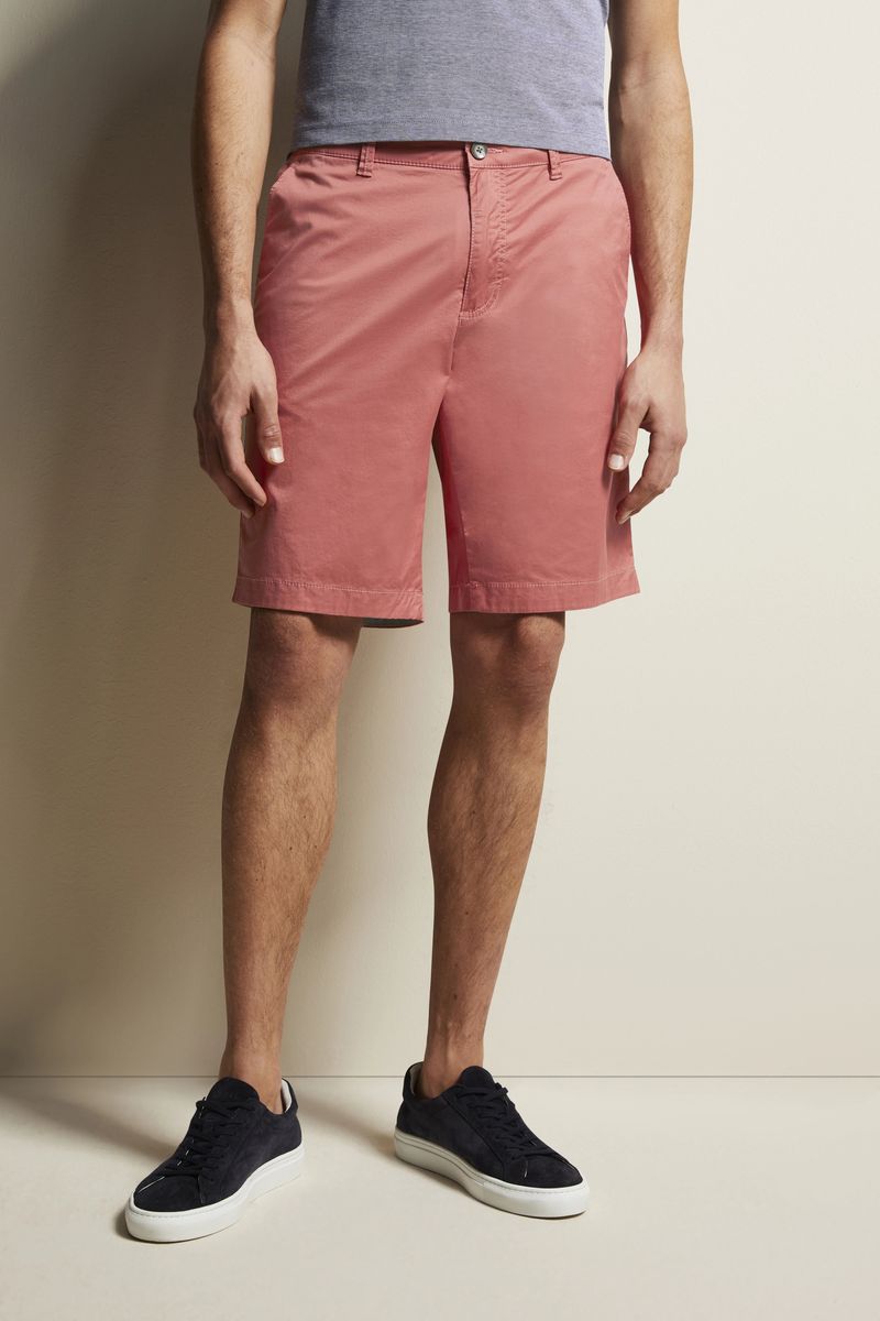 Flexible Baumwoll-Bermuda-Shorts in Aprikose