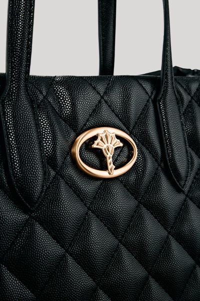 Bellagio Sila Schwarze Gesteppte Tote Bag mit Logo-Charm