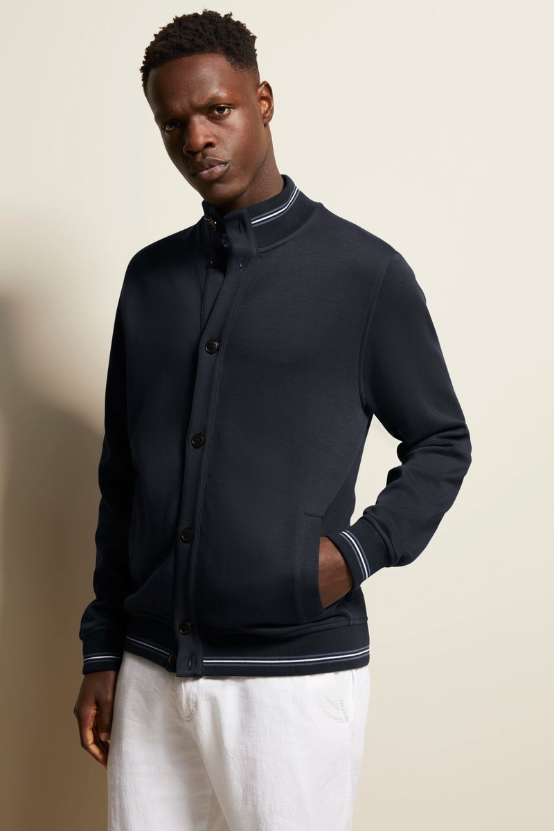 Sweatshirt-Jacke mit College-Kragen und Knöpfen