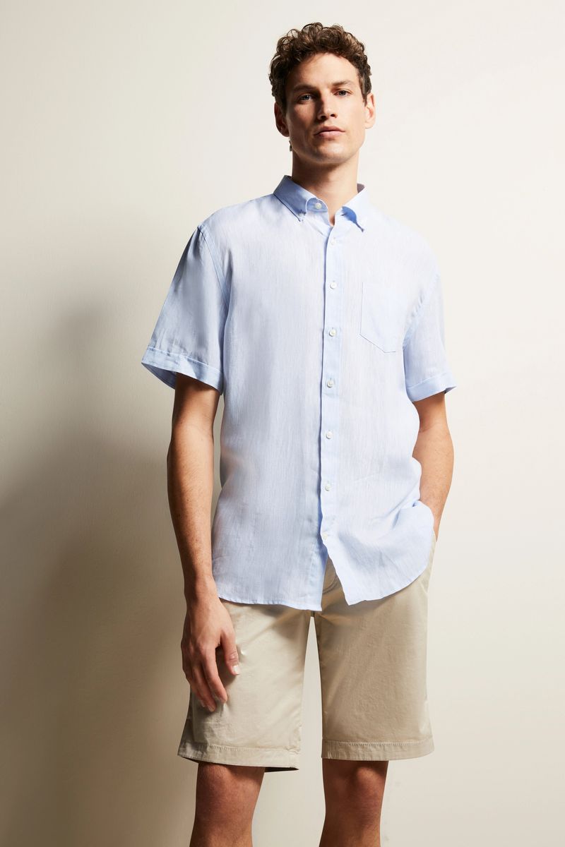 Hellblaues Leinen Kurzarmhemd