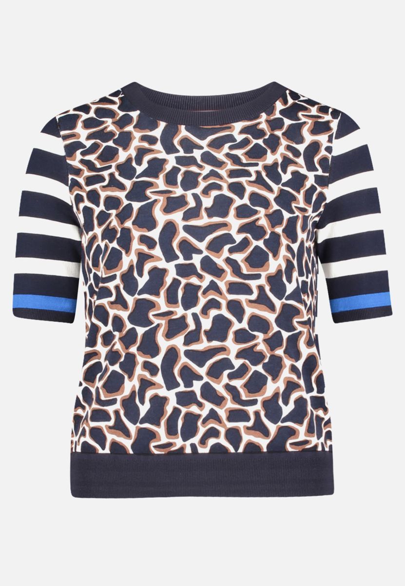 Gemustertes Stricktop mit gestreiften Ärmeln