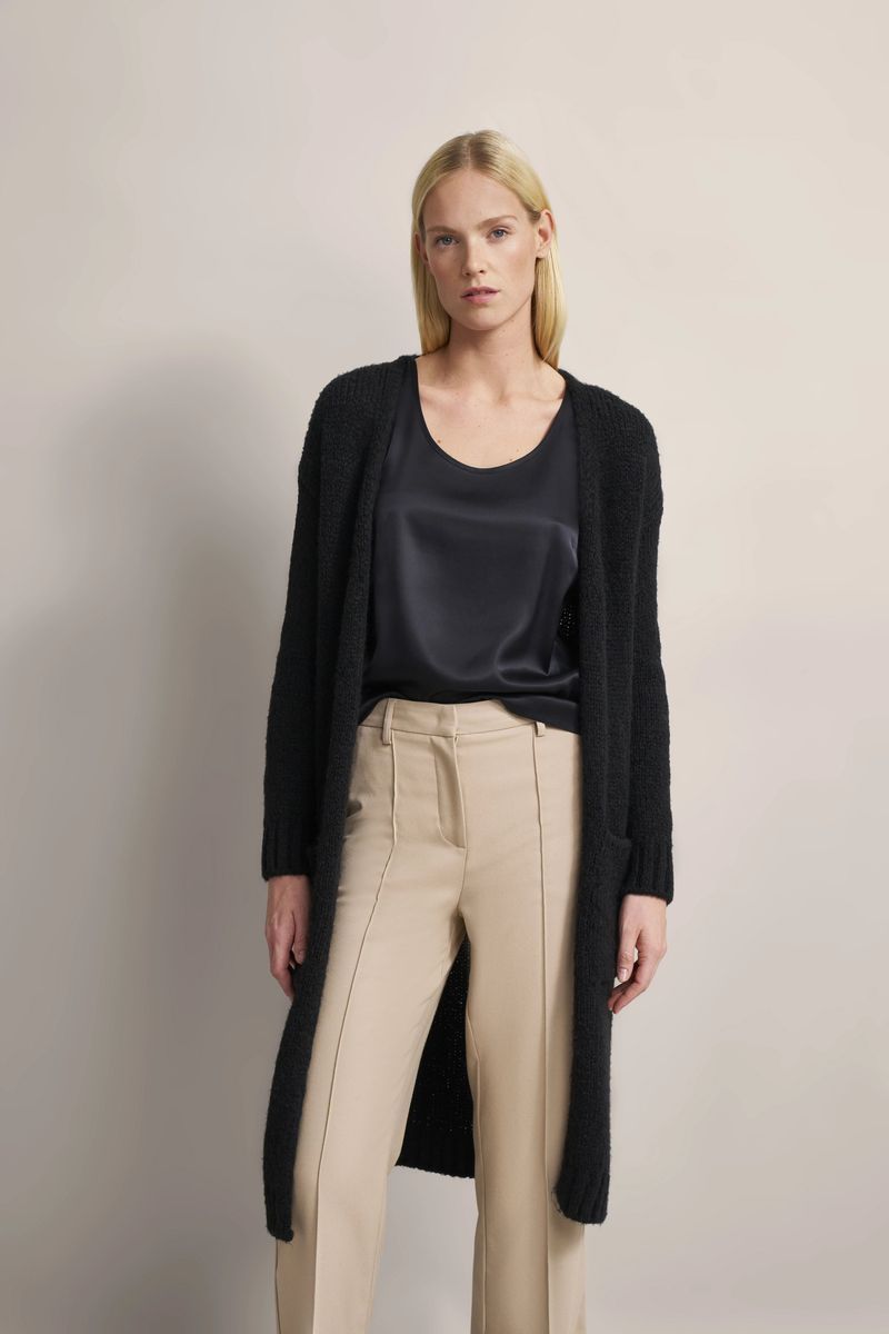 Elegante, lange Strickjacke