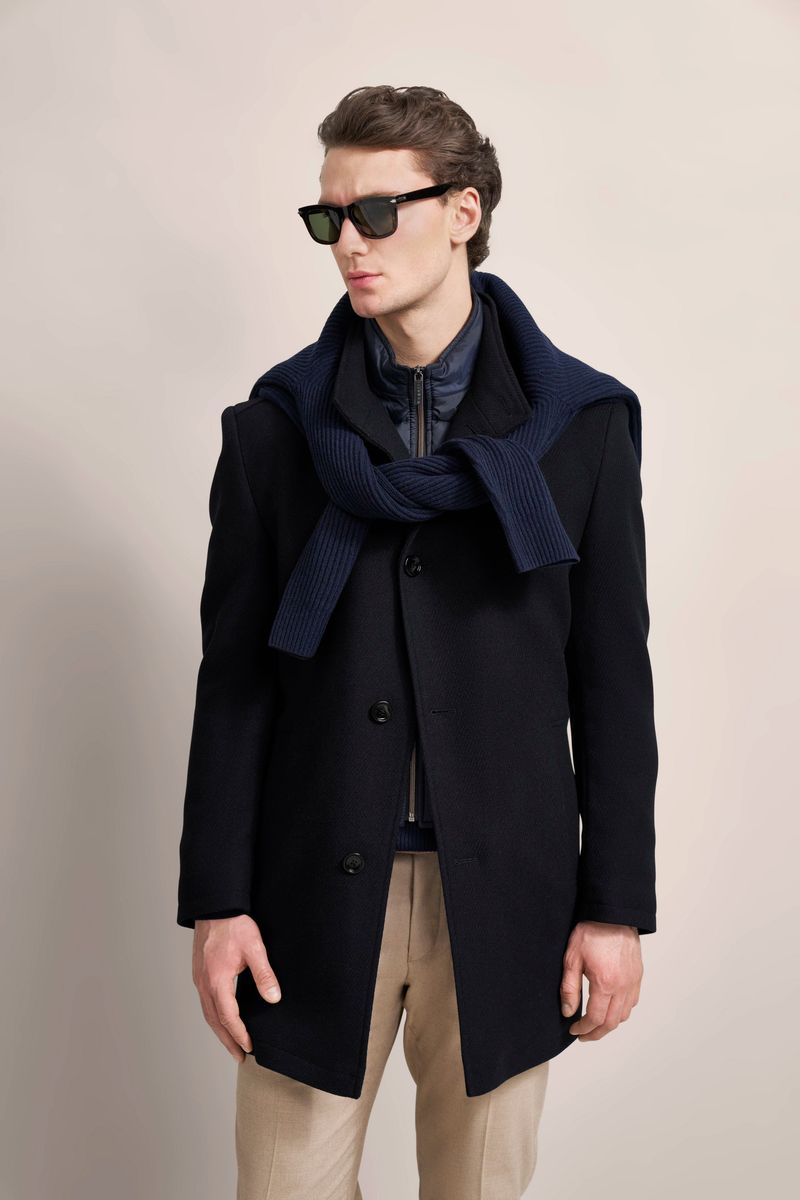 Eleganter Wollmantel mit Westen-Einsatz