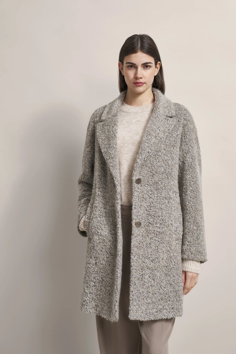 Eleganter Bouclé Wollmantel