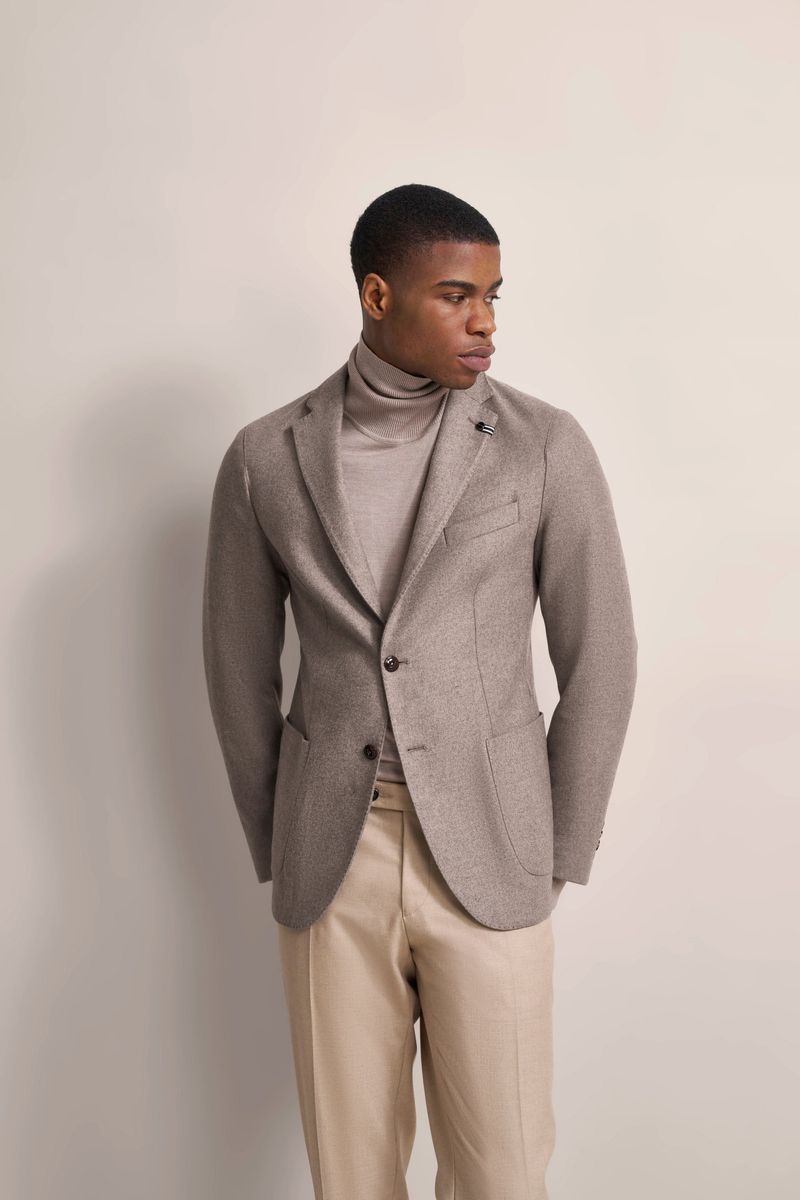 Moderner beigefarbener Wollmischungsblazer