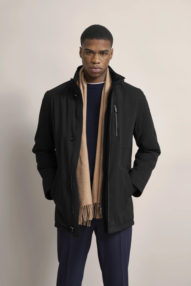 Vielseitige schwarze Allwetterjacke