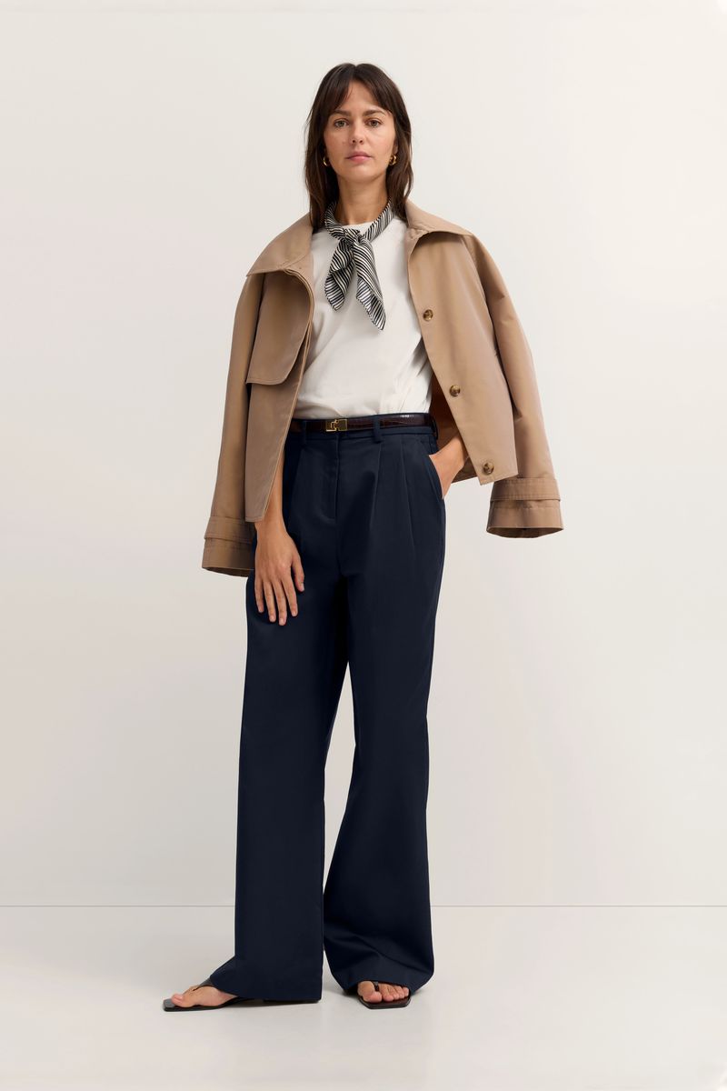 Weite Bundfalten-Chinohose