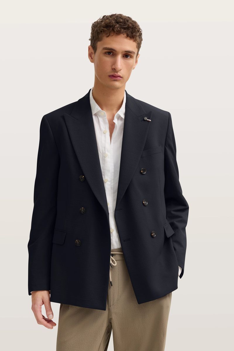 Marineblaues Zweireiher-Sakko mit Revers