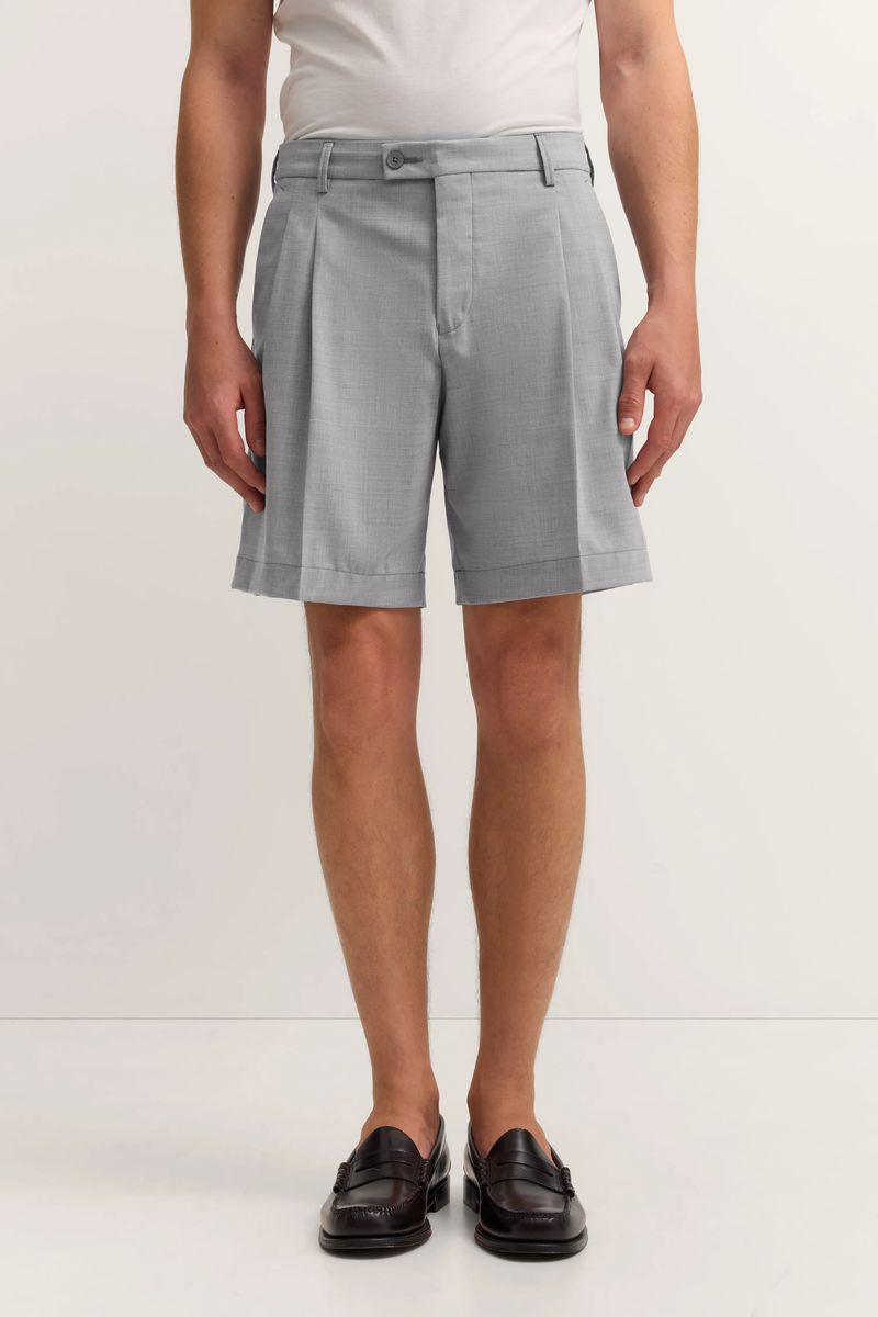 Loose Fit Bermuda Shorts Woll-Baumwollmix mit Bundfalten mit Bundfalten und französischen Taschen in grau