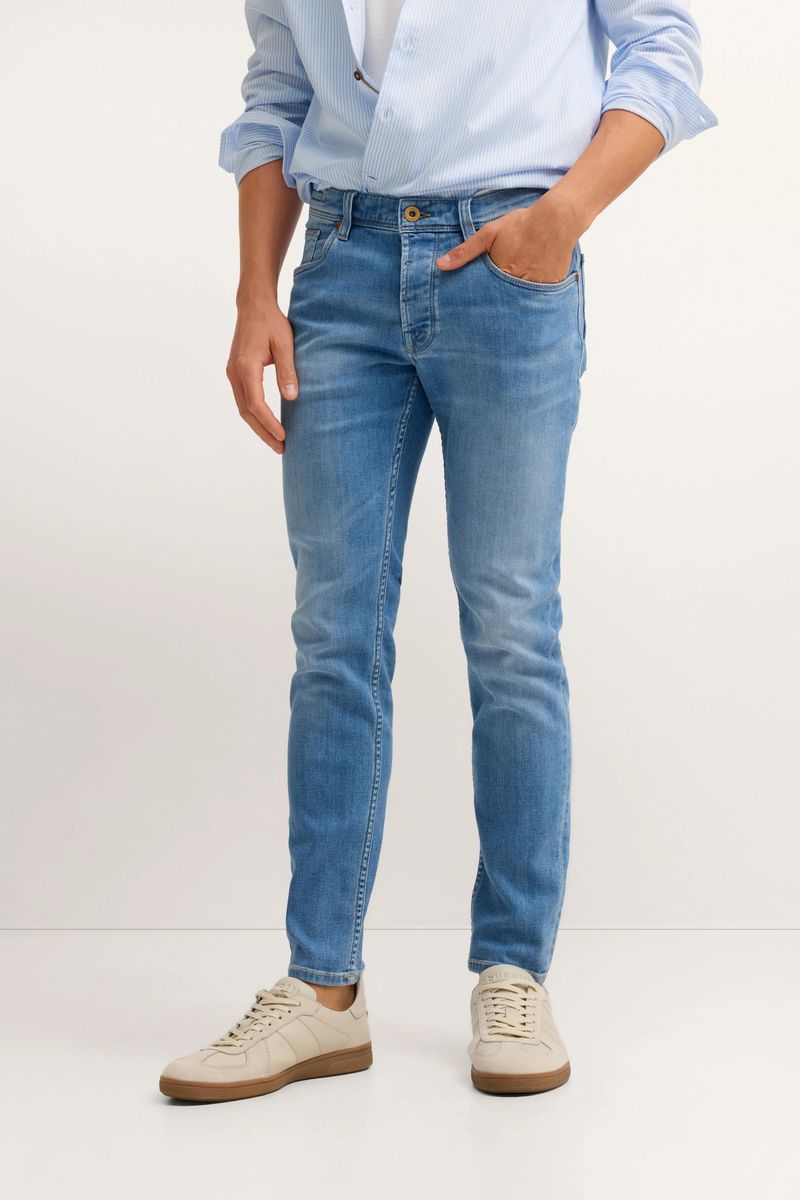 Schmale Stretch Jeans aus Denim