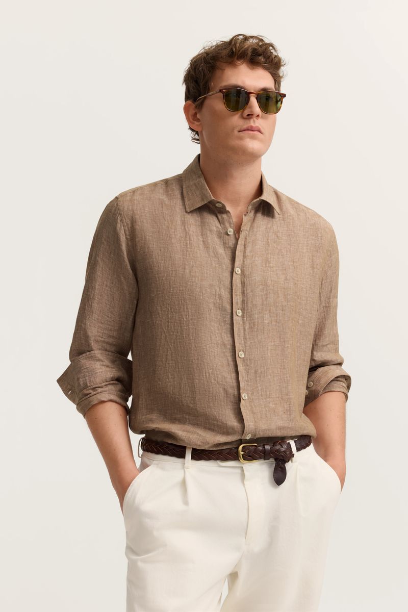 Modern Fit Leinenhemd in Cognac