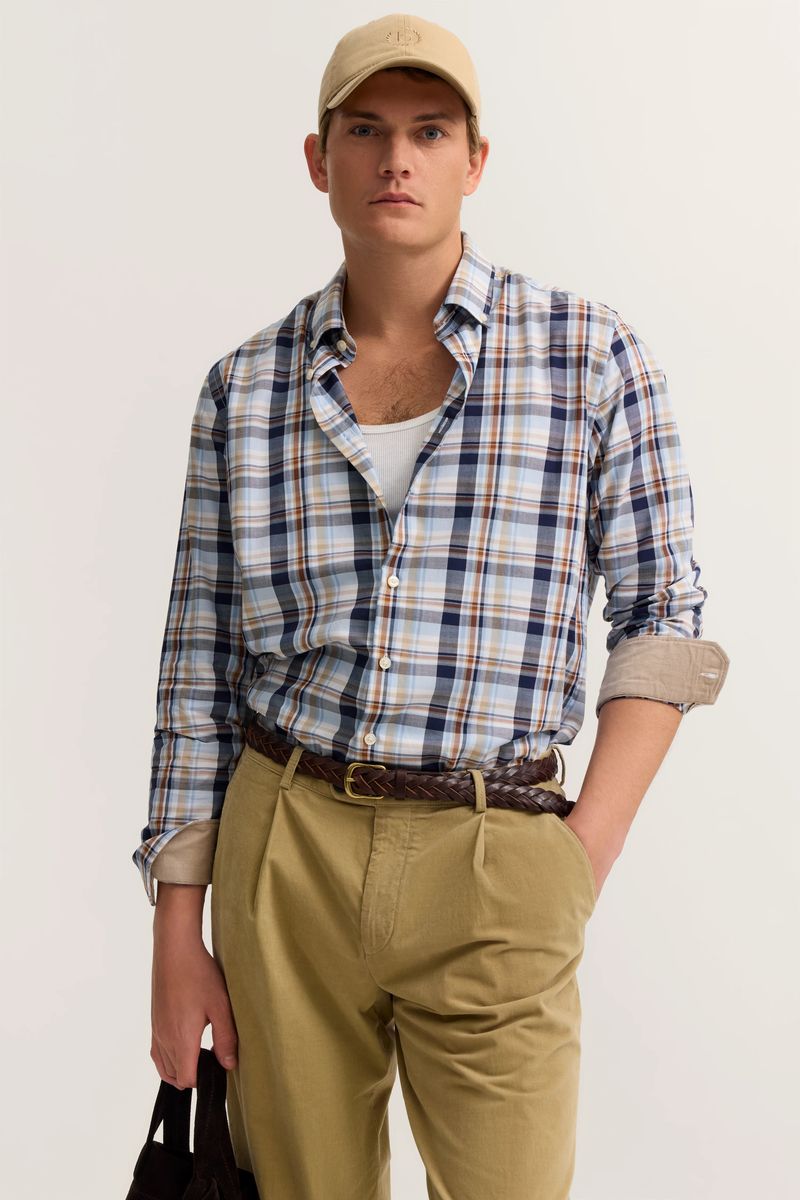 Lässiges Hemd mit Button-Down-Kragen und Karomuster