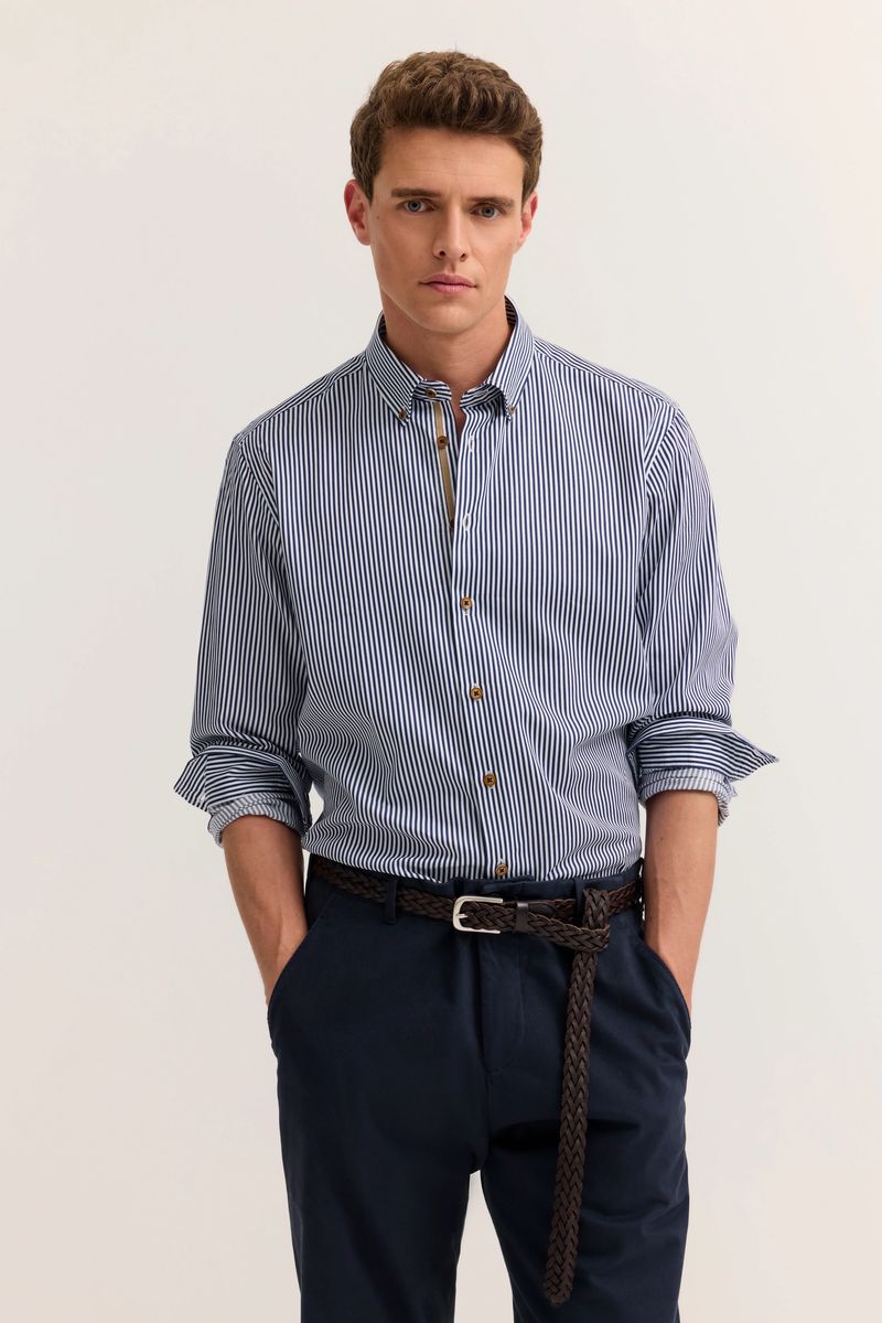 Gestreiftes Modern Fit Freizeit-Hemd