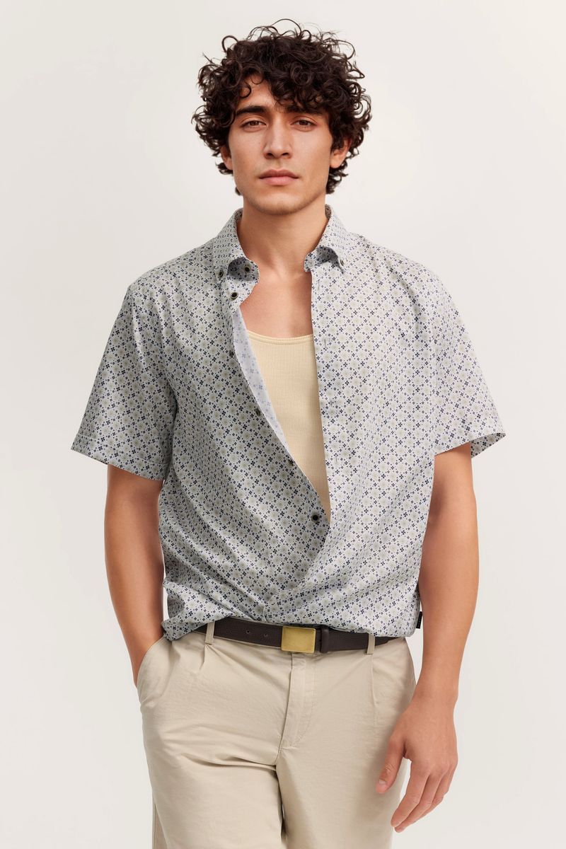 Gemustertes Modern-Fit Kurzarmhemd