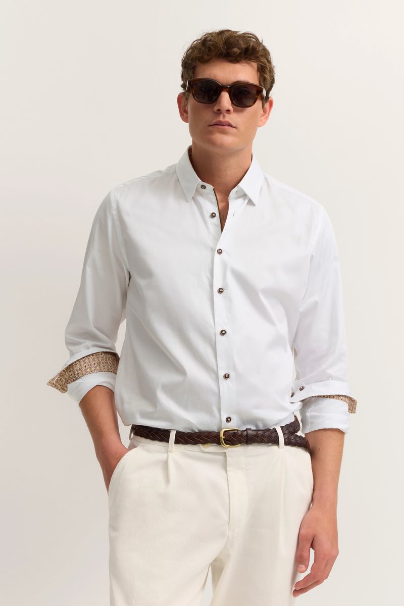 Modern Fit Button-Down Hemd