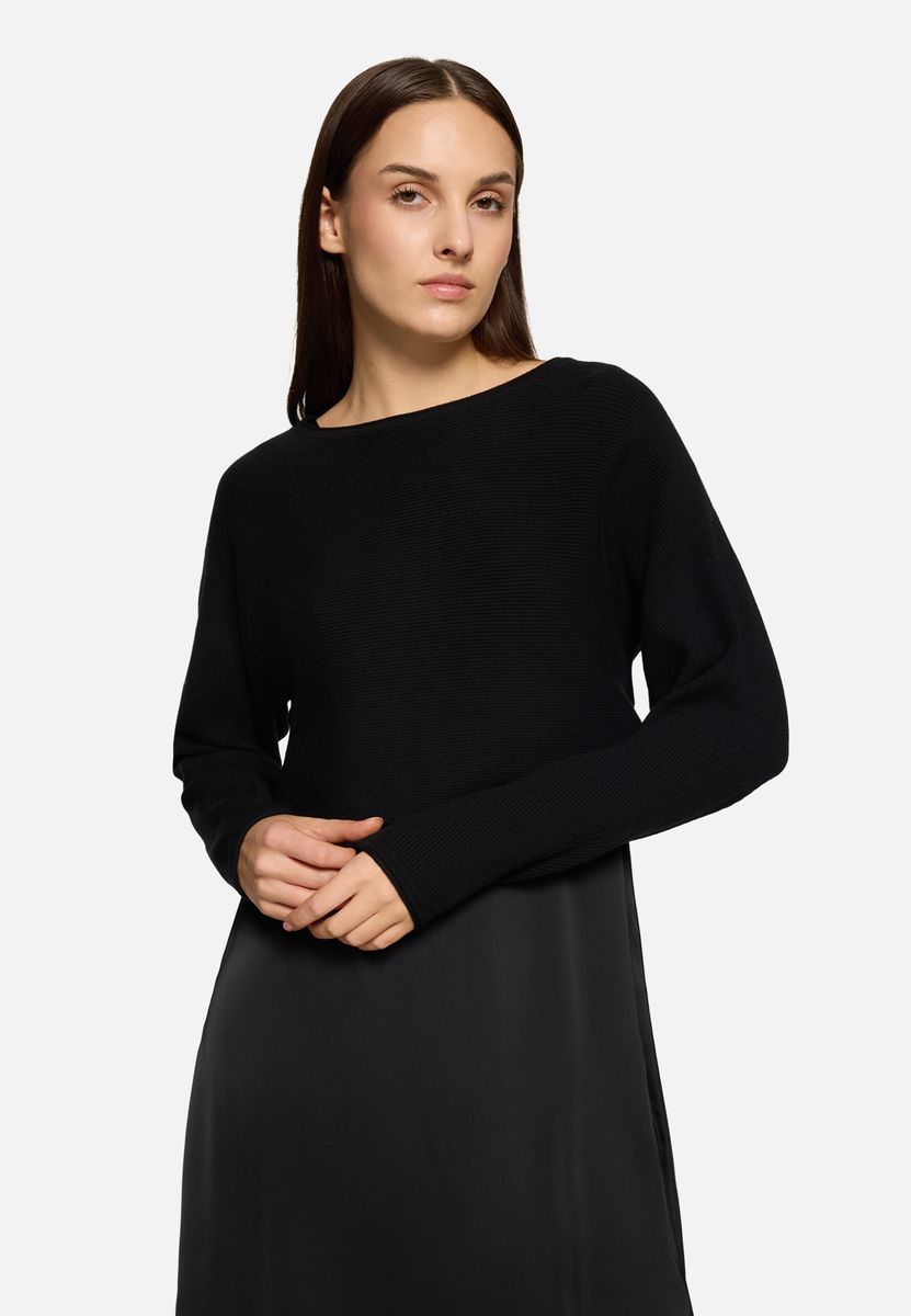 Elegantes Midikleid mit U-Boot-Ausschnitt