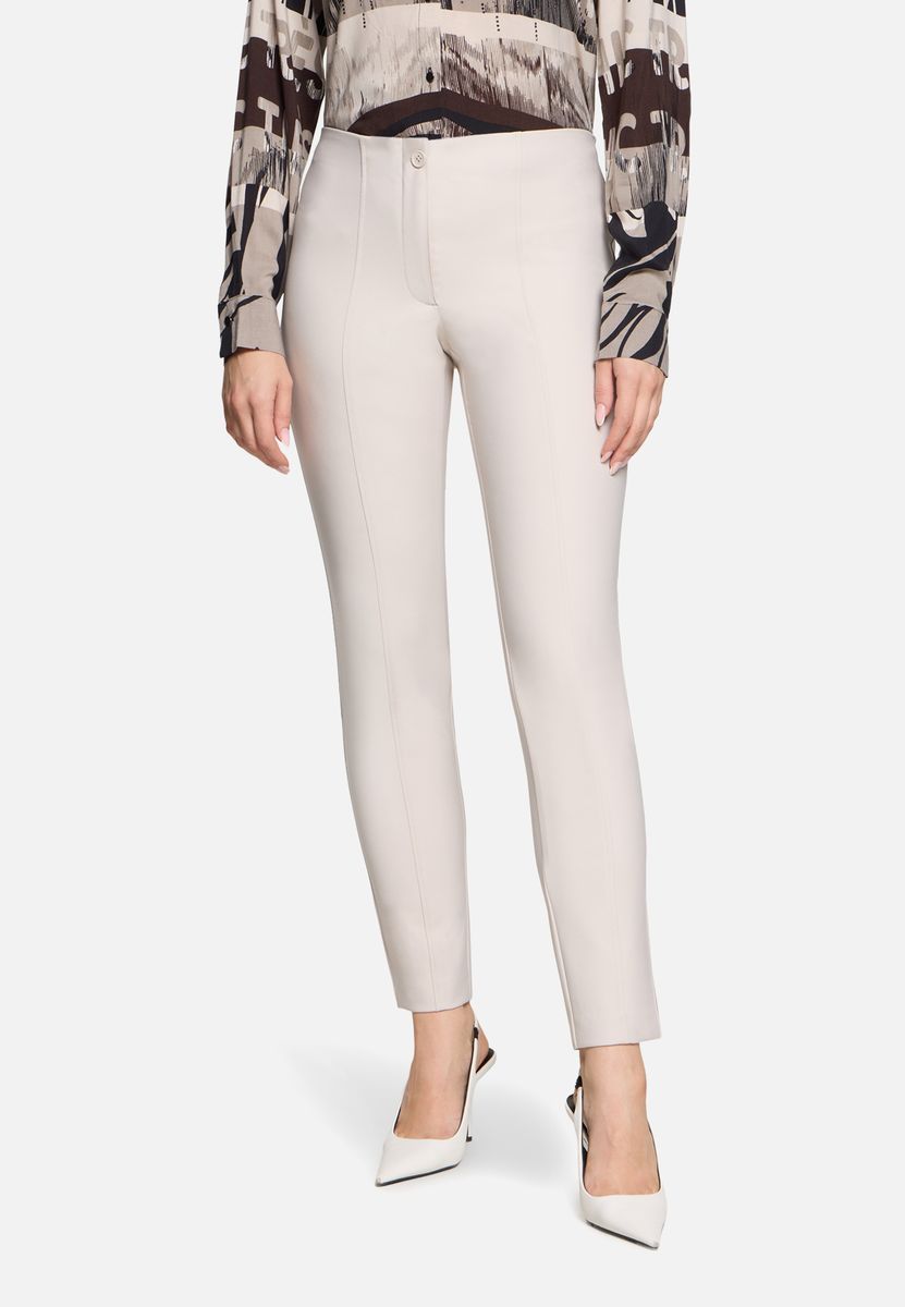 Schlanke Mid-Waist Hose
