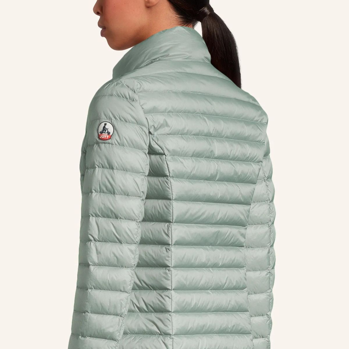 Leichte gesteppte Daunenjacke
