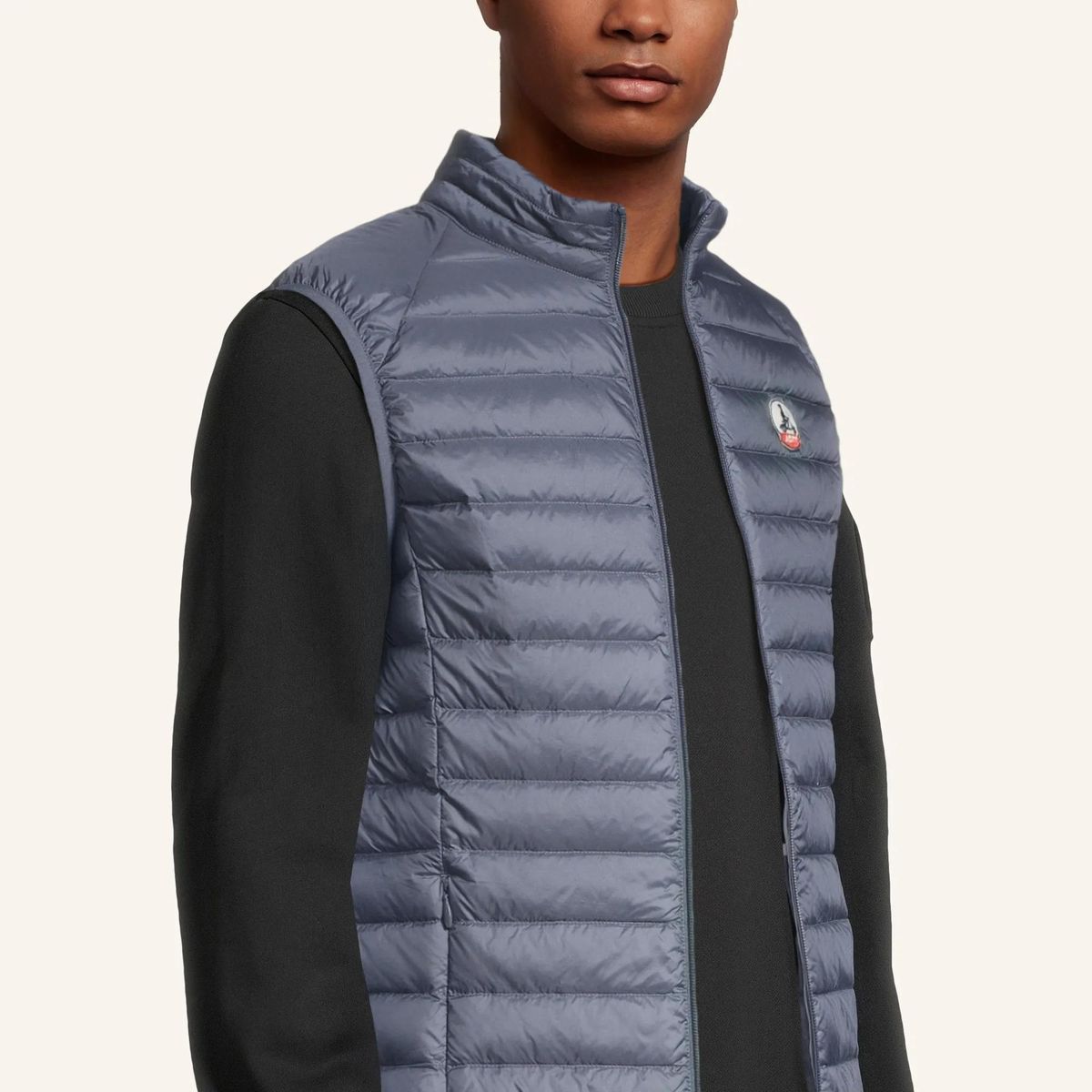 Leichte gesteppte Daunenweste