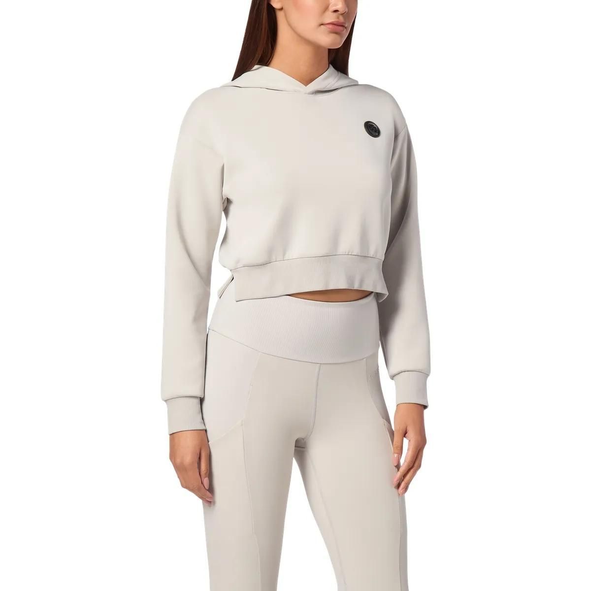 Kurz geschnittener, sportlicher Kapuzenpullover