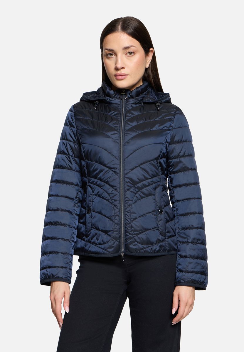Outdoorjacke mit Kapuze, gesteppt und leicht