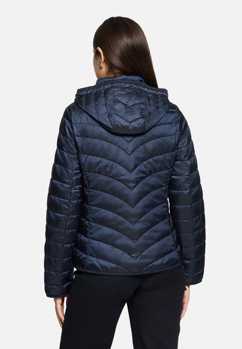 Outdoorjacke mit Kapuze, gesteppt und leicht