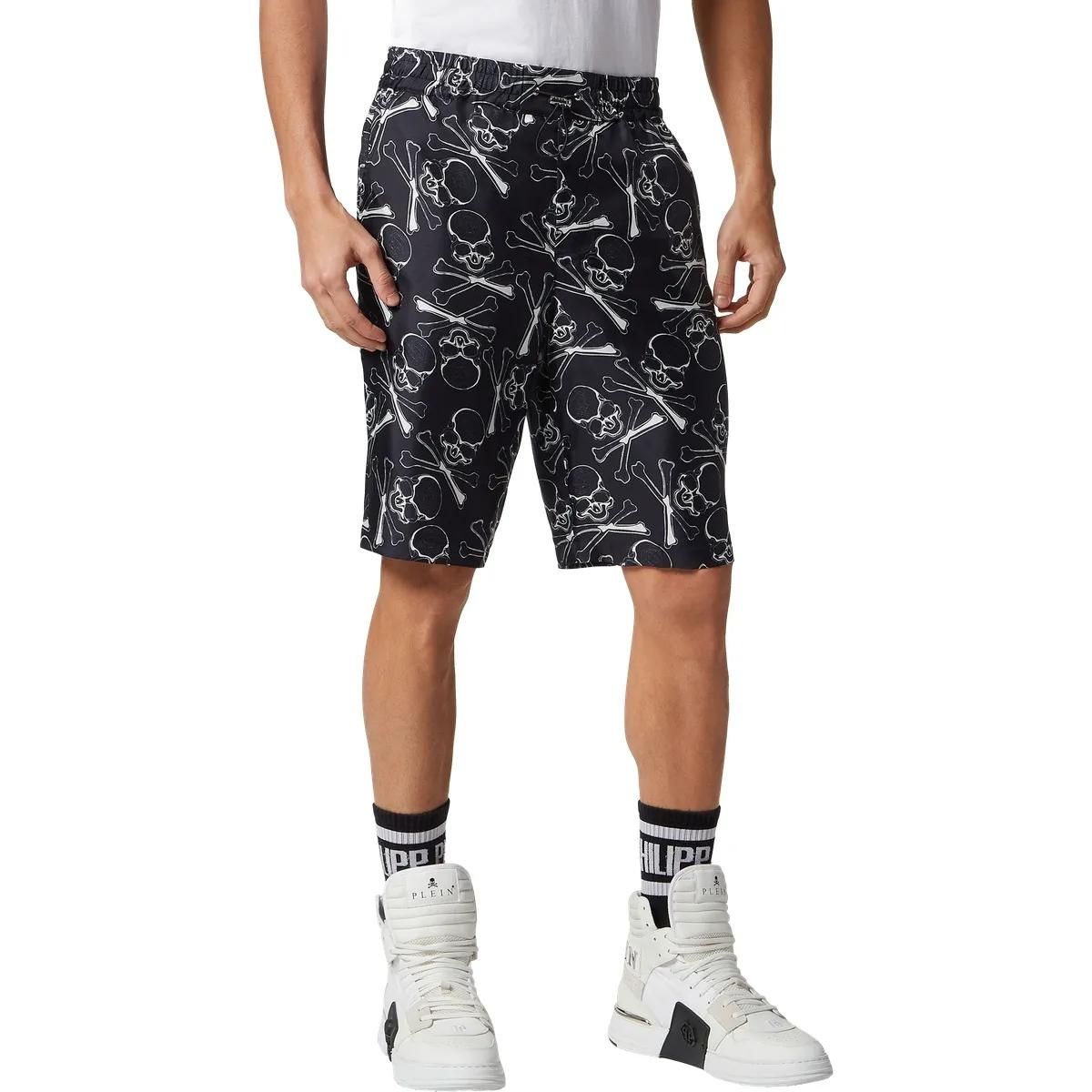 Seidenshorts mit Totenkopf- und Knochenmuster